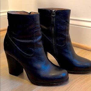 FRYE Black leather Boots size 5.5m